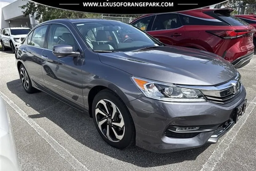 2017 Honda Accord EX-L V6 photo 1