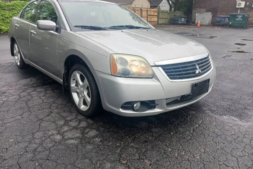 2009 Mitsubishi Galant Sport photo 1