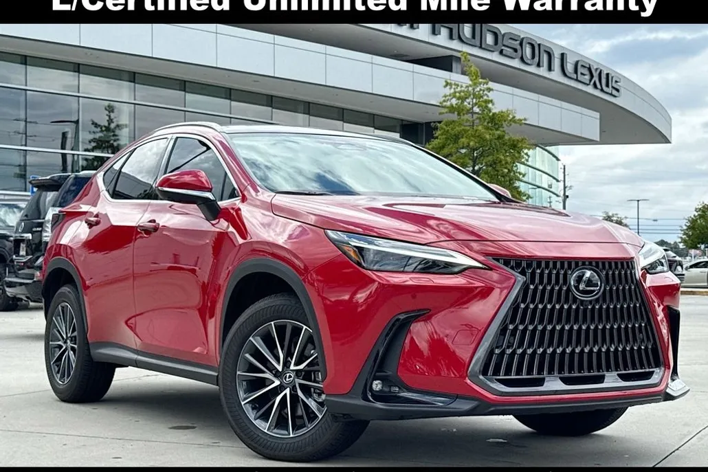 2025 Lexus NX 350 Luxury photo 1
