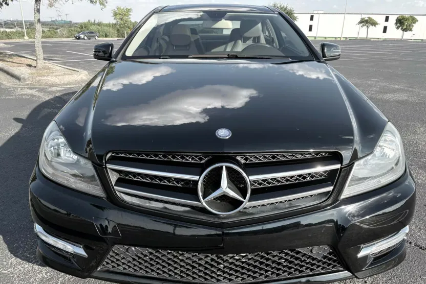 2014 Mercedes Benz C 250 Coupe photo 1