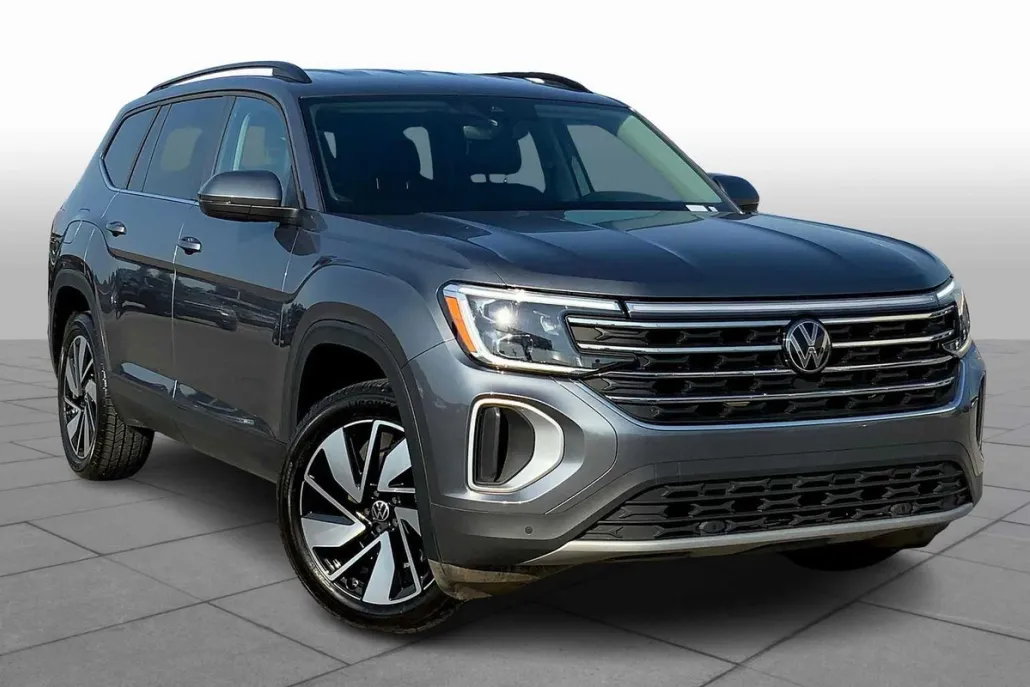2024 Volkswagen Atlas SE Technology photo 1