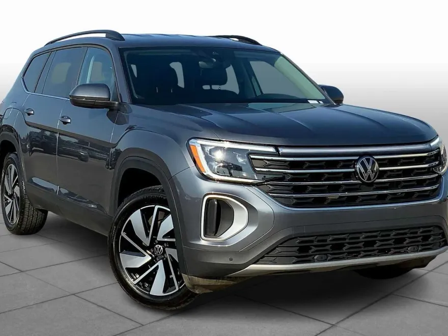 2024 Volkswagen Atlas SE Technology photo 1