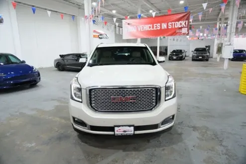2015 Gmc Yukon Denali photo 3