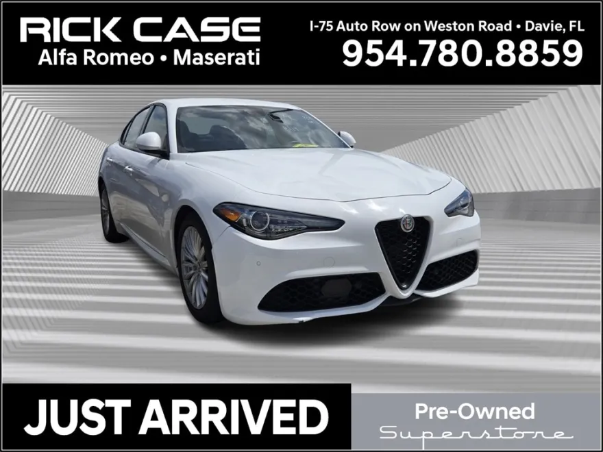 2022 Alfa Romeo Giulia SPRINT photo 1