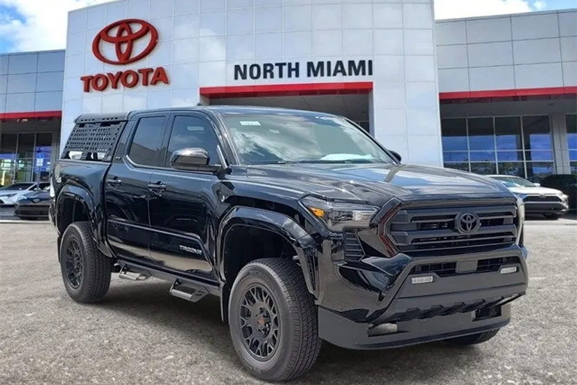 2025 Toyota Tacoma SR5 photo 1