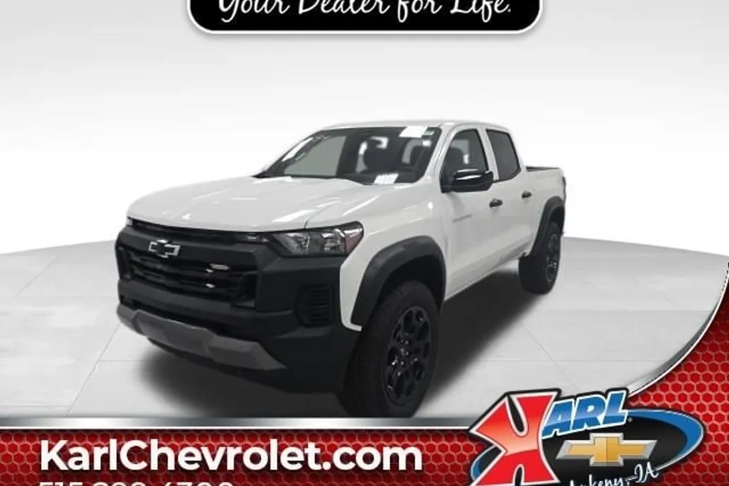 2026 Chevrolet Colorado Trail Boss photo 1