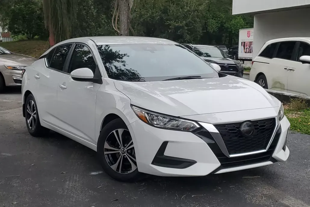 2022 Nissan Sentra SV photo 1