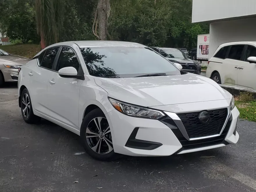 2022 Nissan Sentra SV photo 1