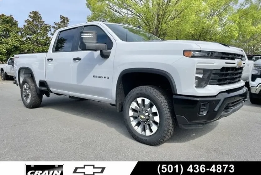 2025 Chevrolet Silverado 2500HD Custom photo 1