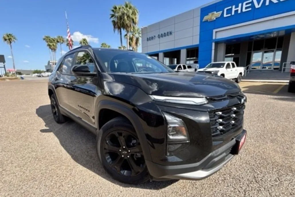 2026 Chevrolet Equinox LT photo 1