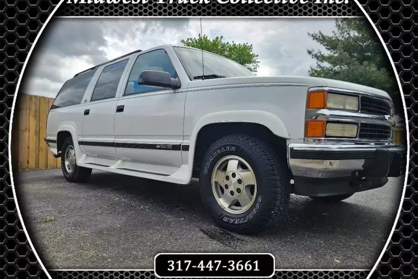 1994 Chevrolet Suburban photo 1