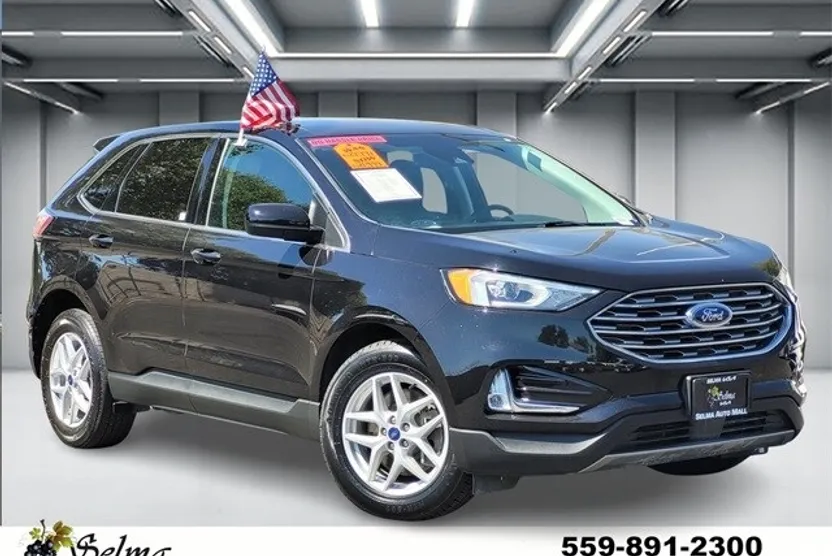 2021 Ford Edge SEL photo 1