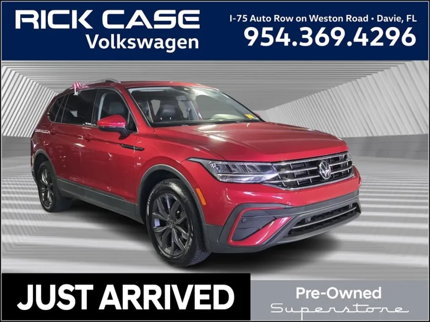 2022 Volkswagen Tiguan SE photo 1