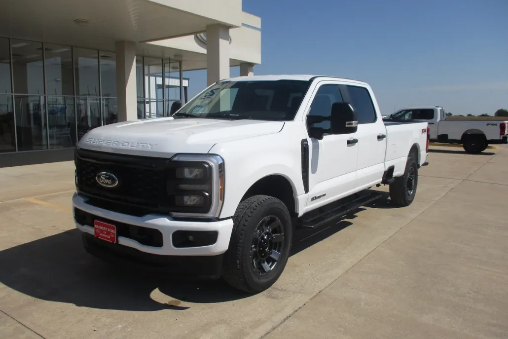 2026 Ford F-350 photo 1