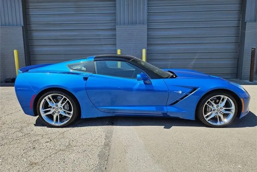 2015 Chevrolet Corvette Stingray 3LT photo 1