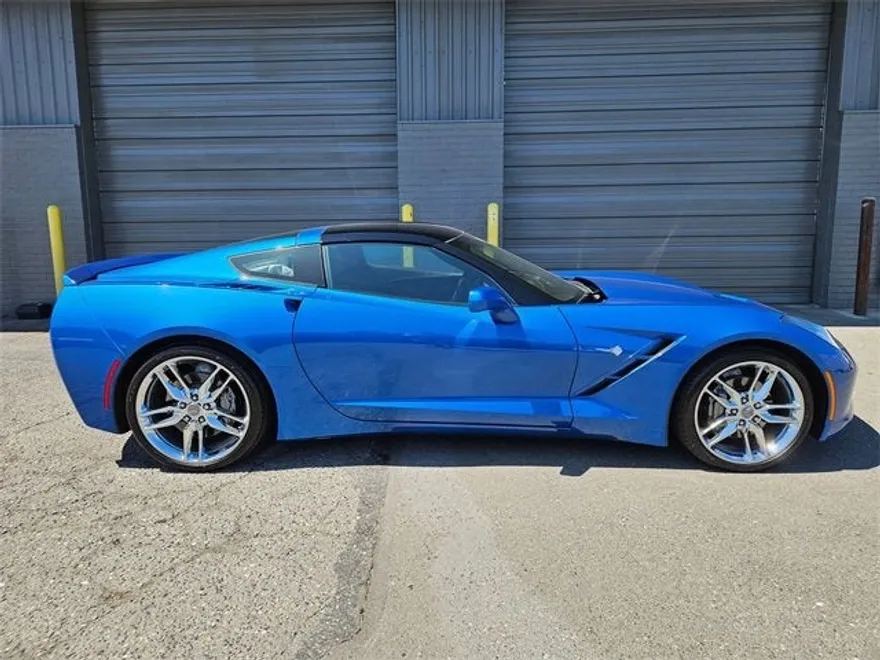 2015 Chevrolet Corvette Stingray 3LT photo 1