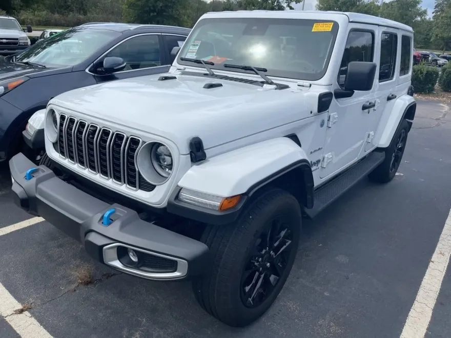 2024 Jeep Wrangler 4xe Sahara photo 1