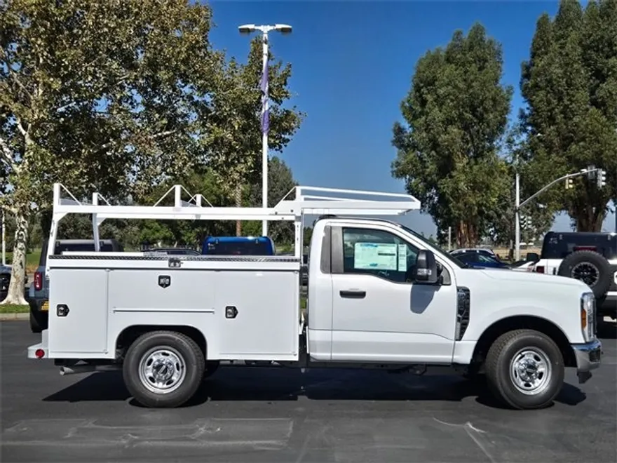 2026 Ford F-250 XL photo 1