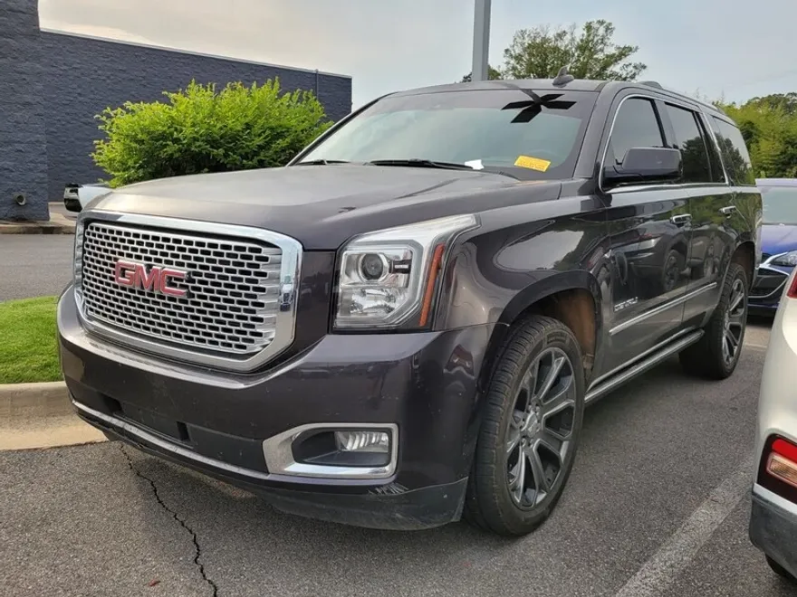 2017 Gmc Yukon Denali photo 1
