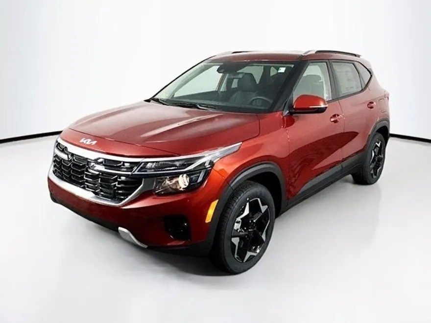 2025 Kia Seltos S photo 1