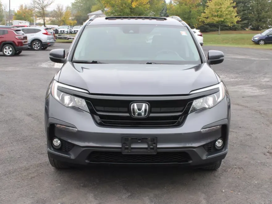 2022 Honda Pilot Special Edition photo 1