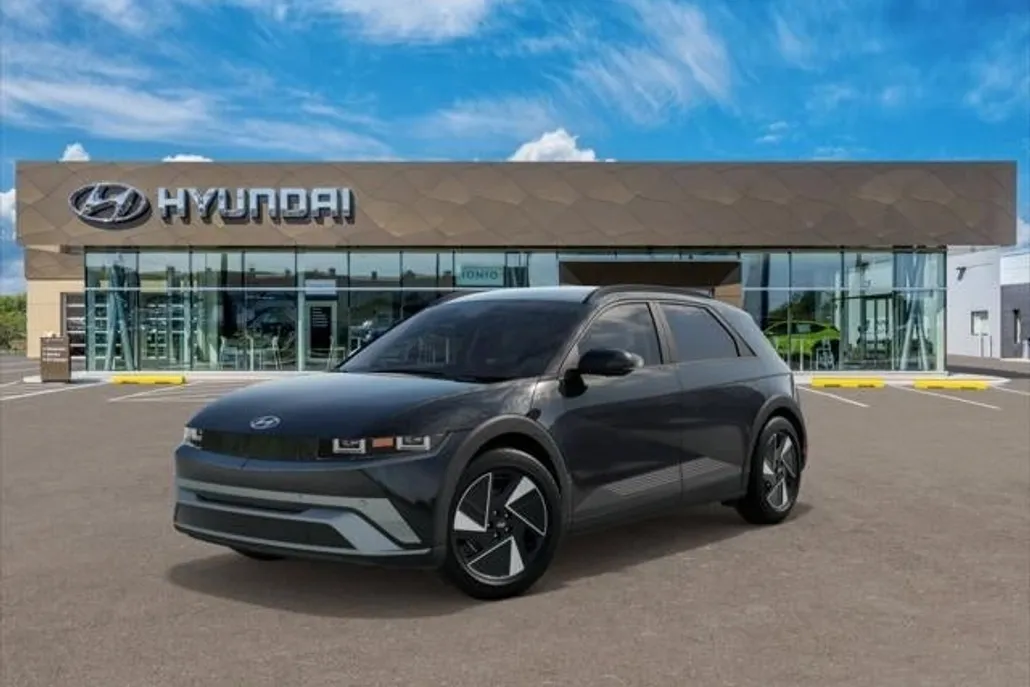 2025 Hyundai Ioniq 5 SEL photo 1