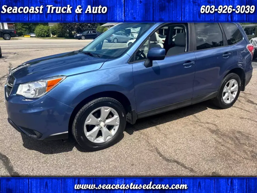 2016 Subaru Forester 2.5i Premium photo 1