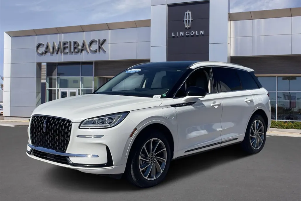 2024 Lincoln Corsair Grand Touring photo 1