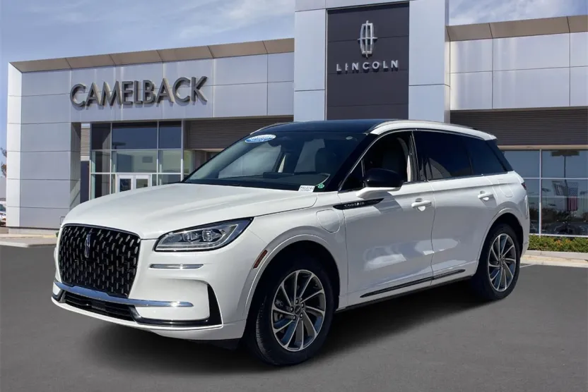 2024 Lincoln Corsair Grand Touring photo 1