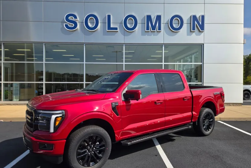 2025 Ford F-150 Lariat photo 1