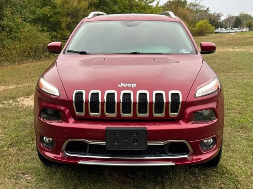2017 Jeep Cherokee Overland photo 1