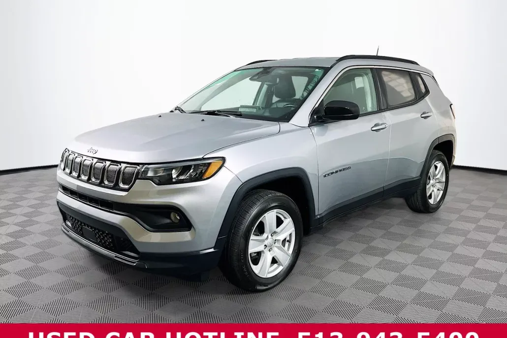 2022 Jeep Compass Latitude photo 1