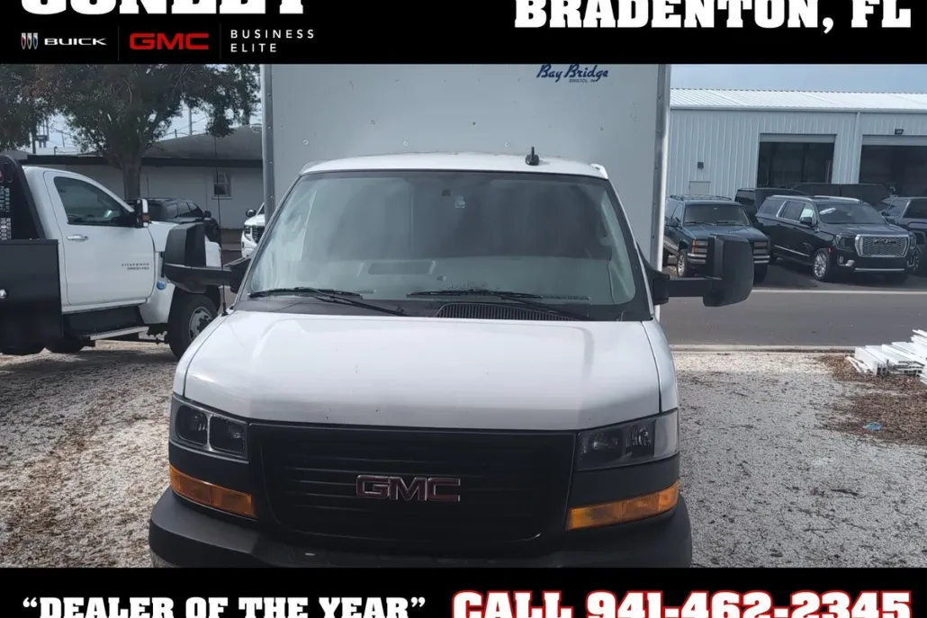 2024 Gmc Savana Cutaway 3500 photo 1