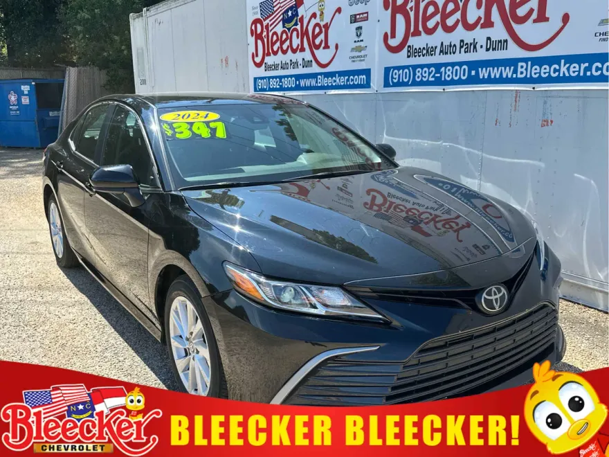 2024 Toyota Camry LE photo 1