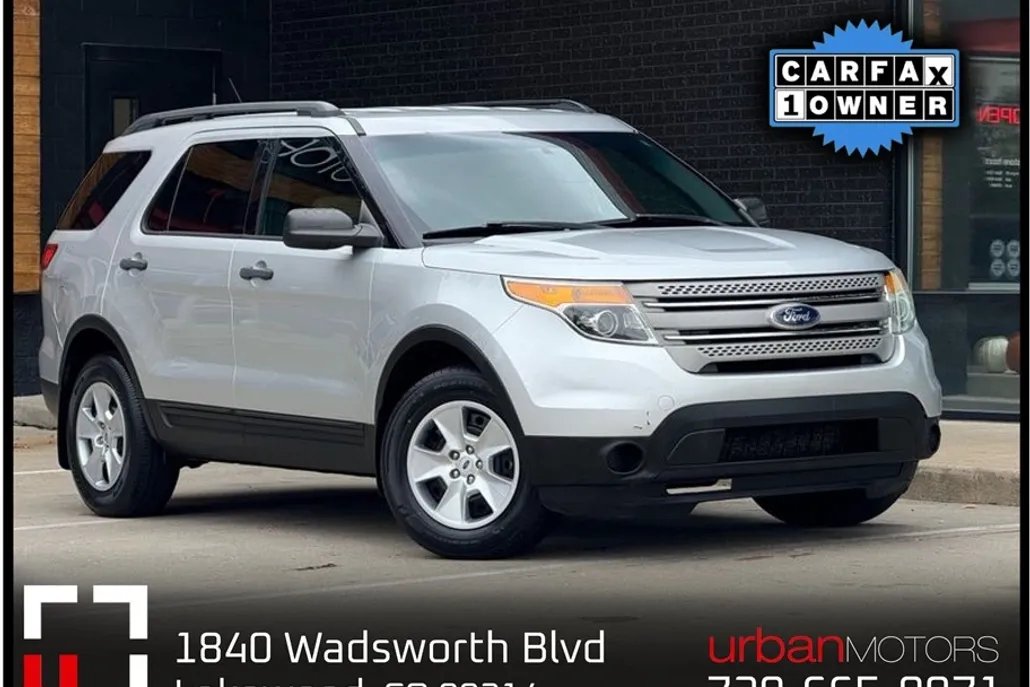 2014 Ford Explorer Base photo 1