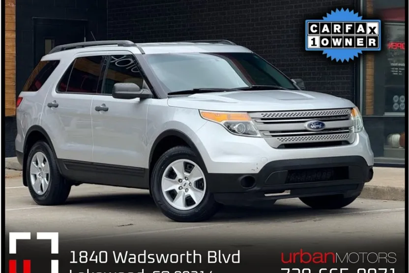2014 Ford Explorer Base photo 1