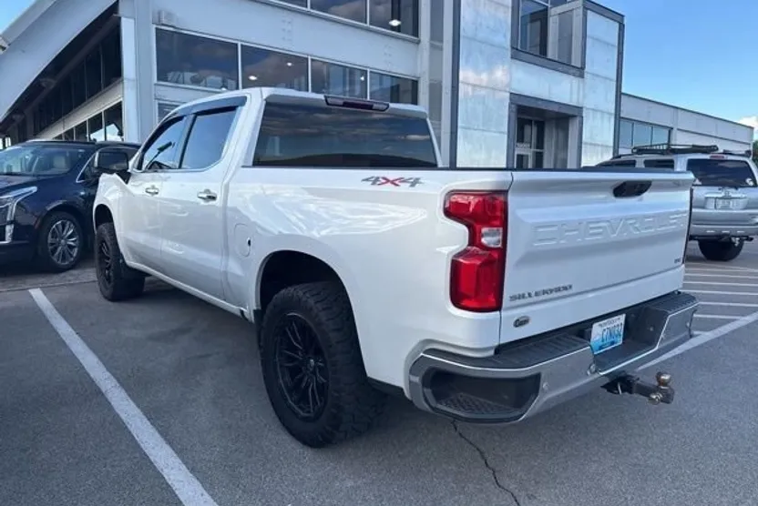 2022 Chevrolet Silverado 1500 LTZ photo 1