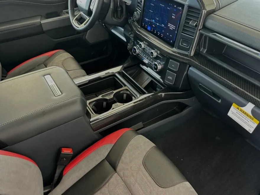 2024 Ford F-250 photo 12