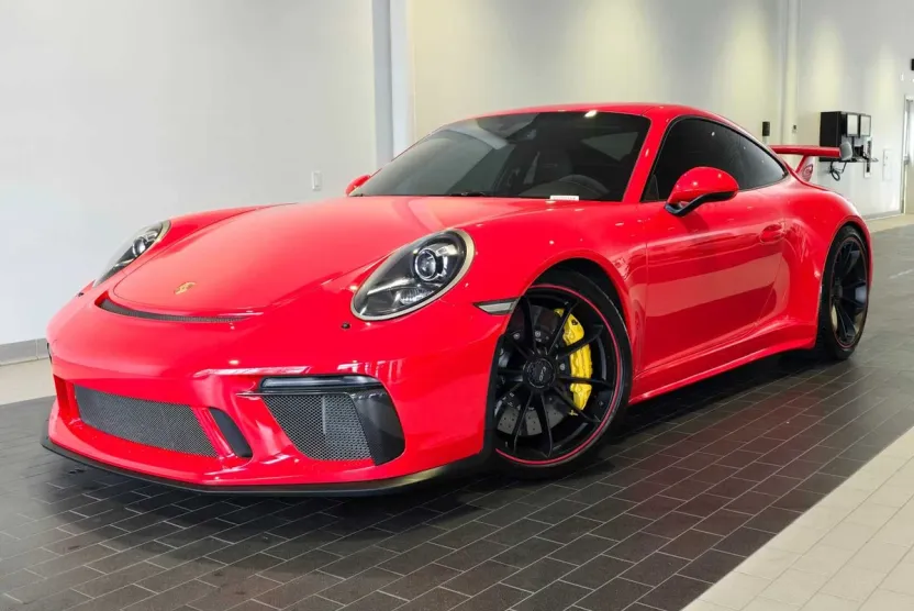 2018 Porsche 911 GT3 Coupe photo 1
