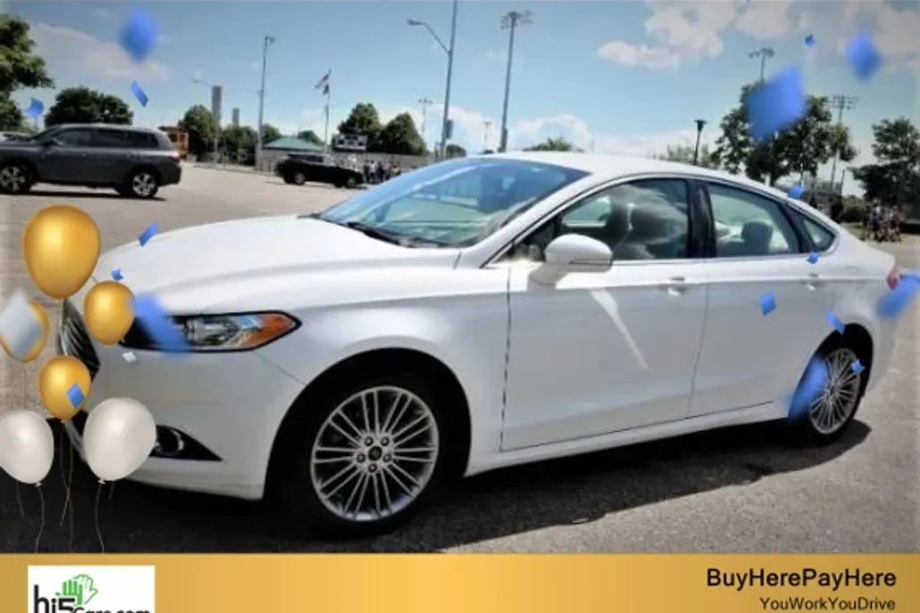 2014 Ford Fusion S photo 1