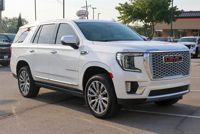 2022 Gmc Yukon Denali photo 1