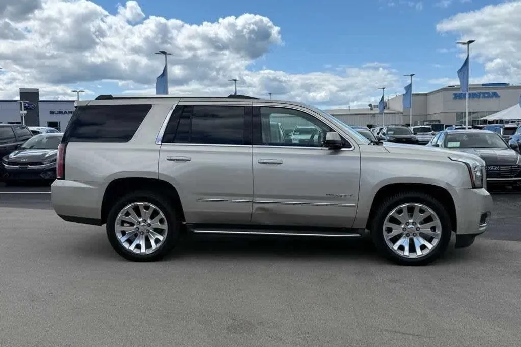 2015 Gmc Yukon Denali photo 1