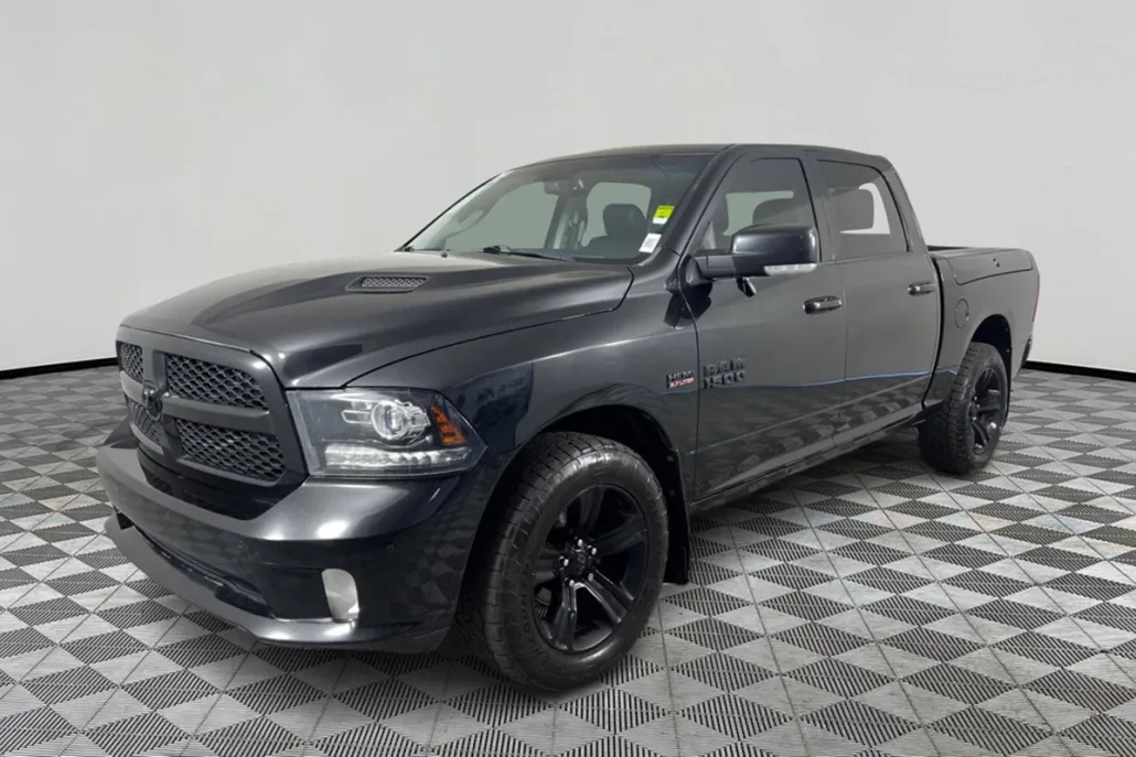2018 Ram 1500 Sport photo 1