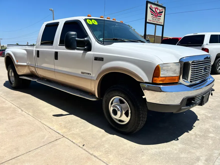 2000 Ford F-350 XLT photo 1