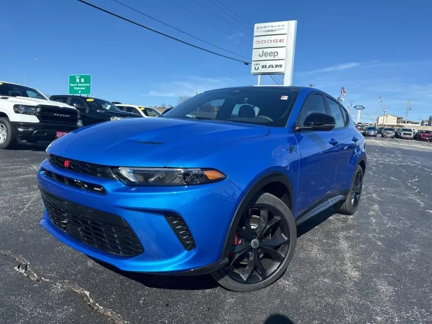 2024 Dodge Hornet R/T Plus photo 1