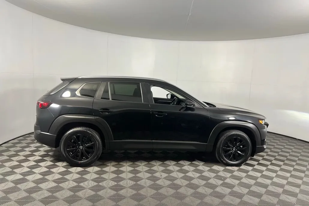 2024 Mazda CX-50 2.5 S Preferred photo 1