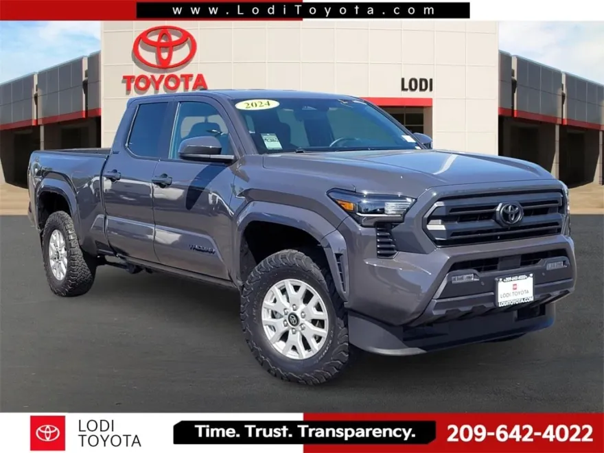 2024 Toyota Tacoma SR5 photo 1