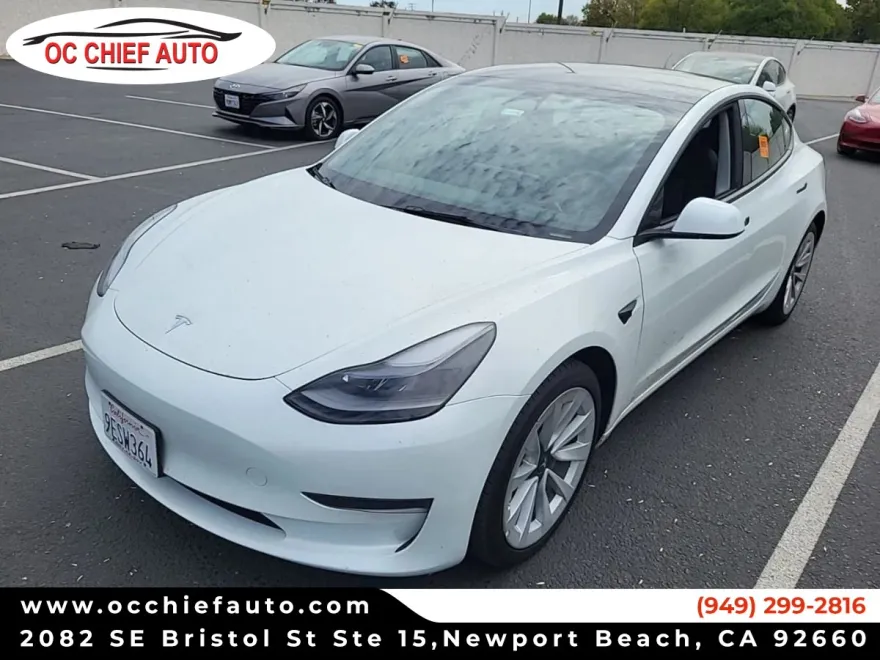 2023 Tesla Model 3 photo 1