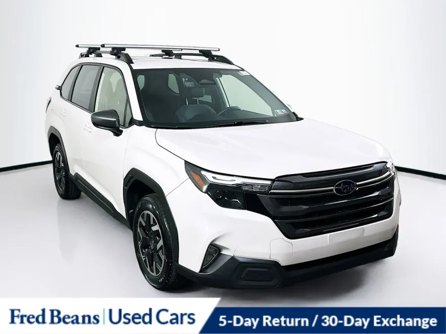 2025 Subaru Forester Premium Base photo 1