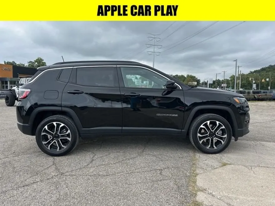 2024 Jeep Compass Limited photo 1